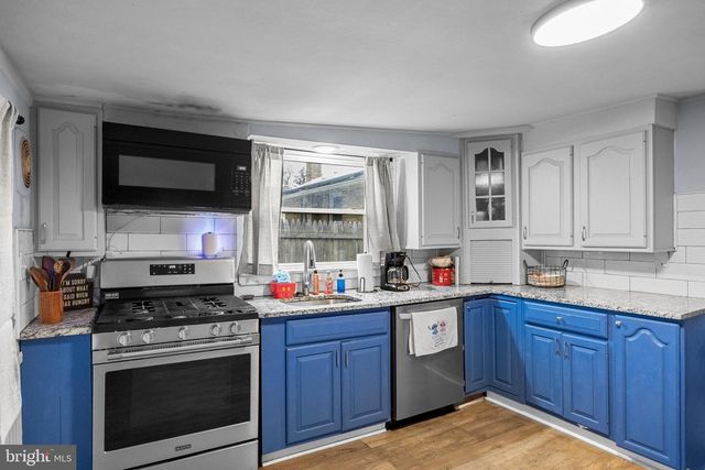 8454 HOLMAN AVE, Pennsauken, NJ 08110