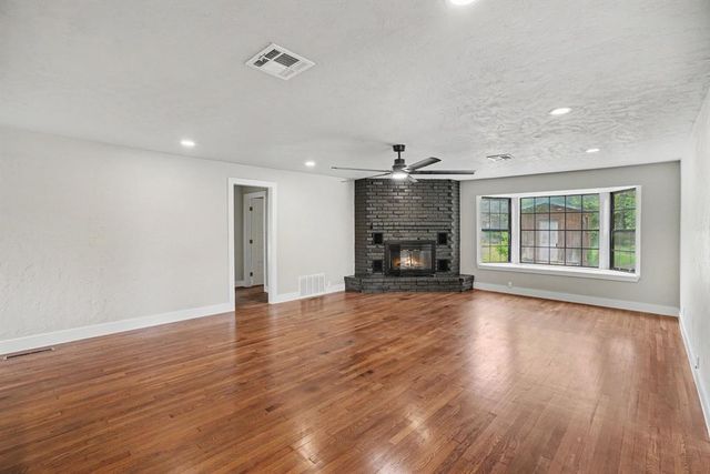 7830 NW 12th Street, Oklahoma City, OK 73127