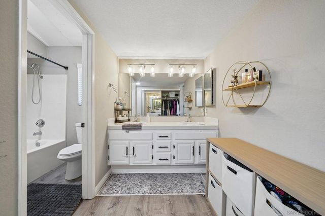45630 Rainbow Canyon Rd, Temecula, CA 92592