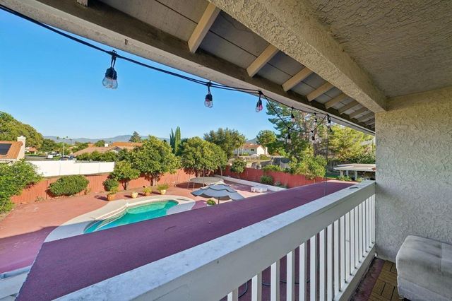 45630 Rainbow Canyon Rd, Temecula, CA 92592