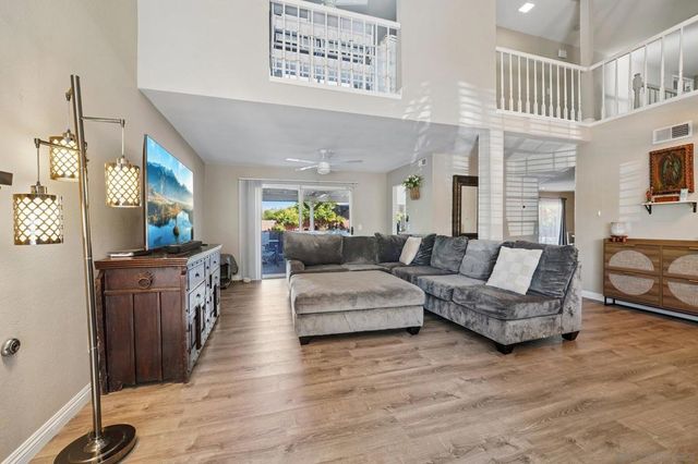 45630 Rainbow Canyon Rd, Temecula, CA 92592