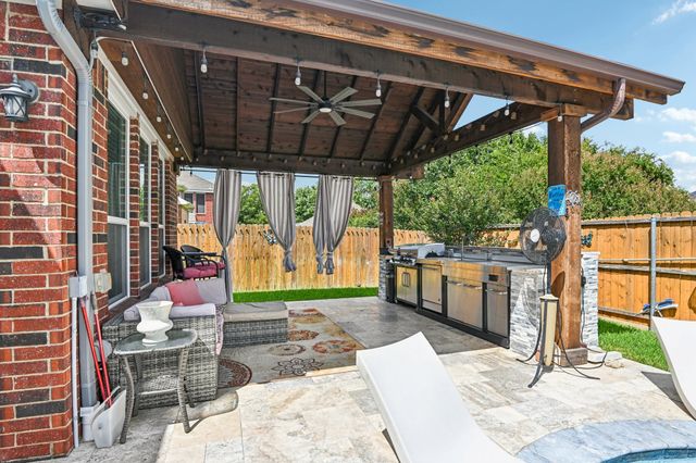 4556 Durrand Drive, Grand Prairie, TX 75052