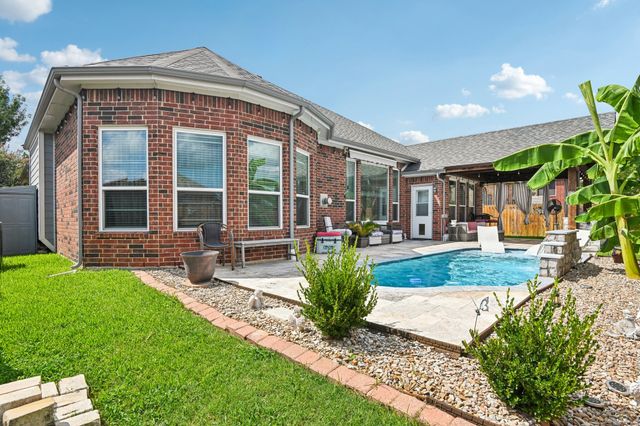 4556 Durrand Drive, Grand Prairie, TX 75052
