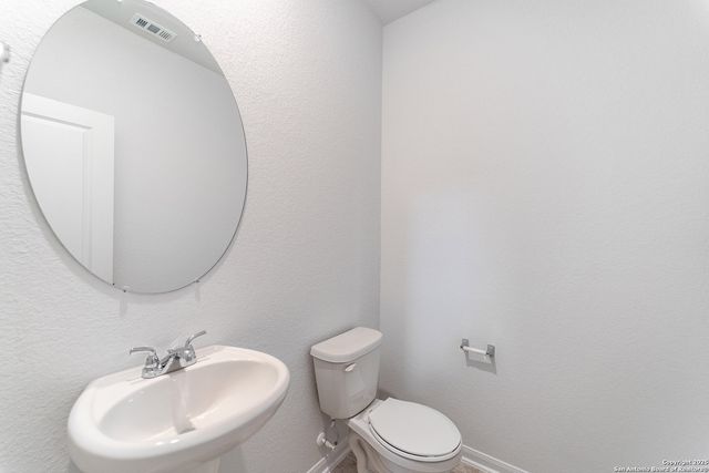 5202 Olene Flats, Von Ormy, TX 78073