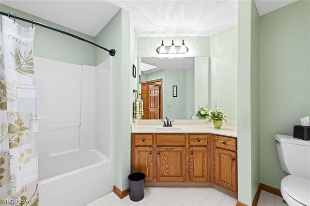 11148 Hempstead Lane, North Royalton, OH 44133