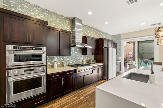 229 Glen Lee Street, Henderson, NV 89012