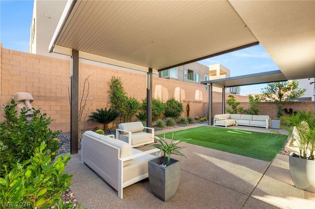 229 Glen Lee Street, Henderson, NV 89012