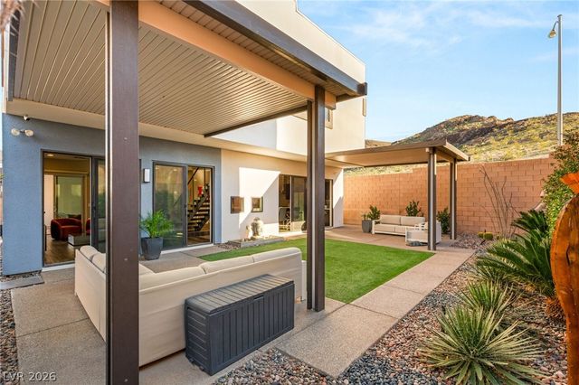 229 Glen Lee Street, Henderson, NV 89012