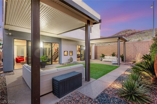 229 Glen Lee Street, Henderson, NV 89012