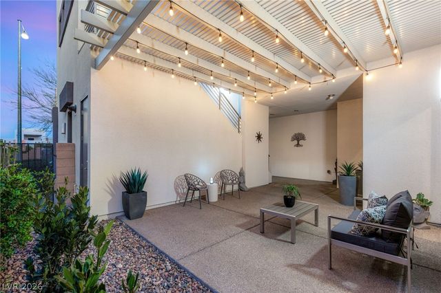 229 Glen Lee Street, Henderson, NV 89012