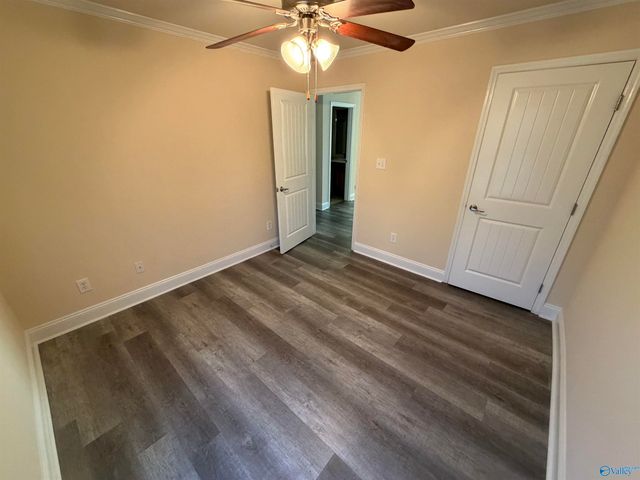 4804 Carrington Blvd, Owens Cross Roads, AL 35863