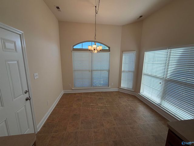 4804 Carrington Blvd, Owens Cross Roads, AL 35863
