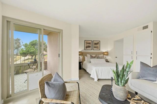 5704 Baltimore Dr. 304, La Mesa, CA 91942