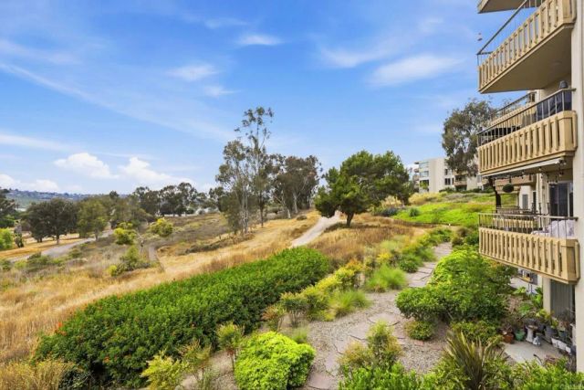 5704 Baltimore Dr. 304, La Mesa, CA 91942