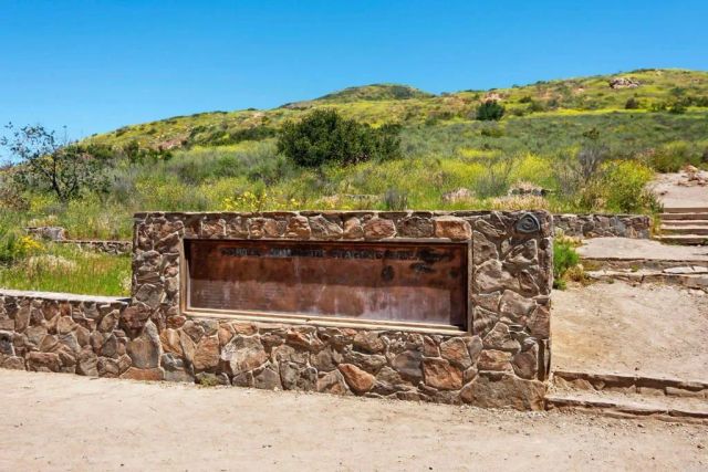5704 Baltimore Dr. 304, La Mesa, CA 91942