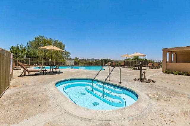 5704 Baltimore Dr. 304, La Mesa, CA 91942