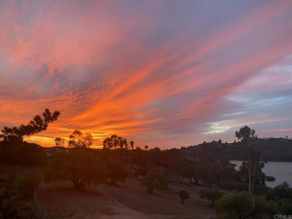 5704 Baltimore Dr. 304, La Mesa, CA 91942