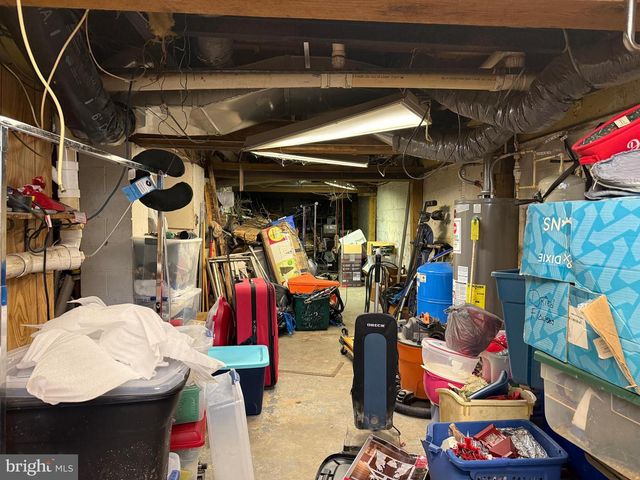 15 FOUNDRY RD, Shrewsbury, PA 17361