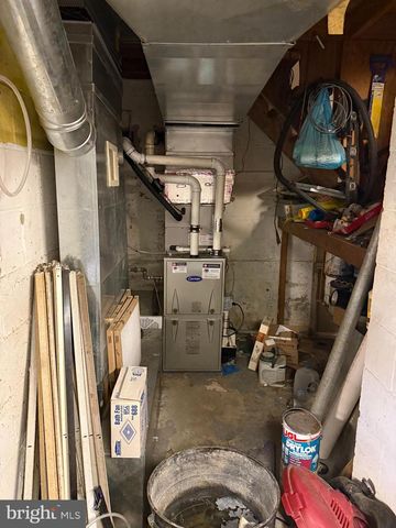 15 FOUNDRY RD, Shrewsbury, PA 17361