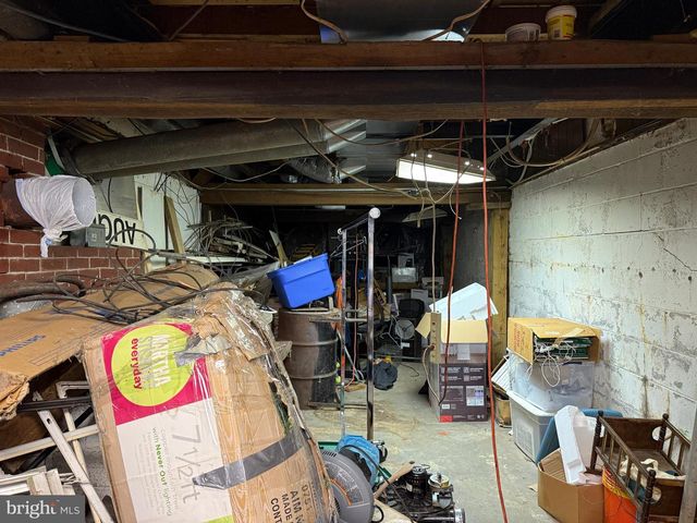 15 FOUNDRY RD, Shrewsbury, PA 17361