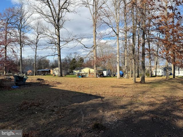 15 FOUNDRY RD, Shrewsbury, PA 17361