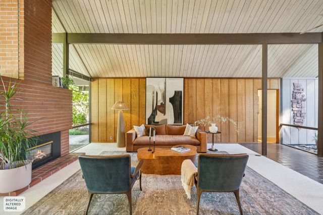 1070 Harriet Street, Palo Alto, CA 94301