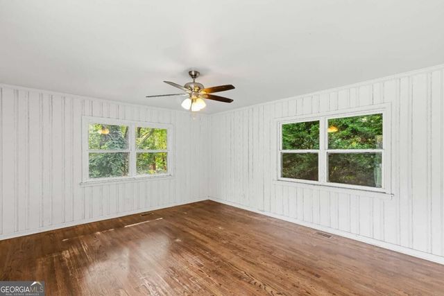 5720 Crabapple Drive, Mableton, GA 30126
