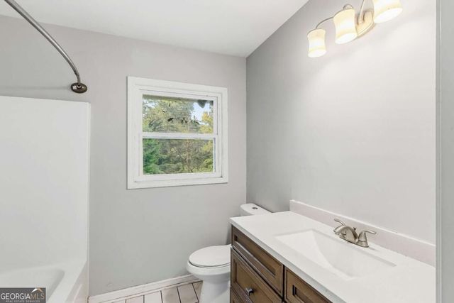 5720 Crabapple Drive, Mableton, GA 30126