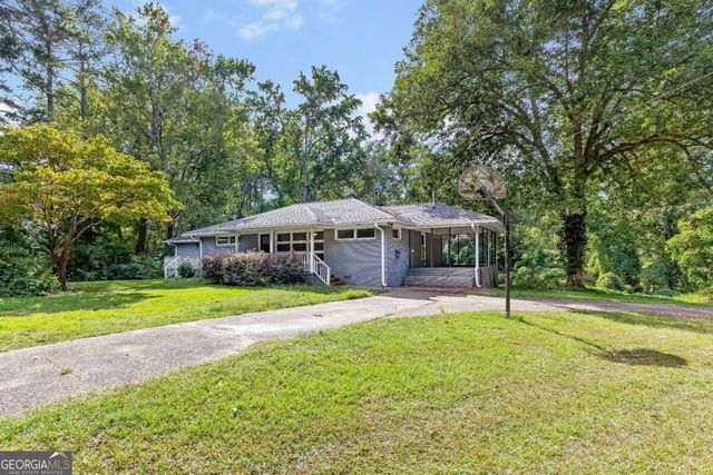 5720 Crabapple Drive, Mableton, GA 30126