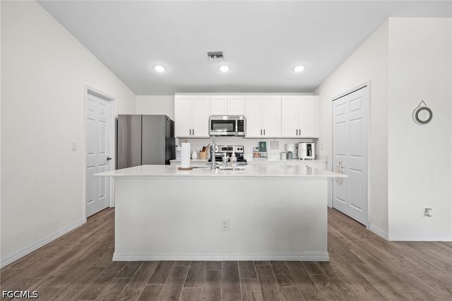 2007 NW 17th TER, Cape Coral, FL 33993