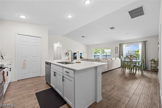 2007 NW 17th TER, Cape Coral, FL 33993