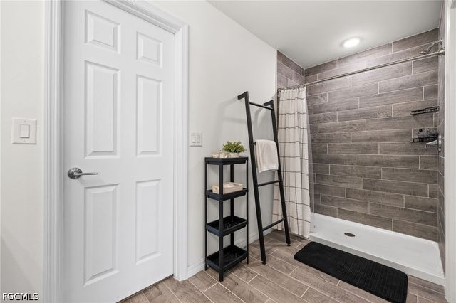 2007 NW 17th TER, Cape Coral, FL 33993
