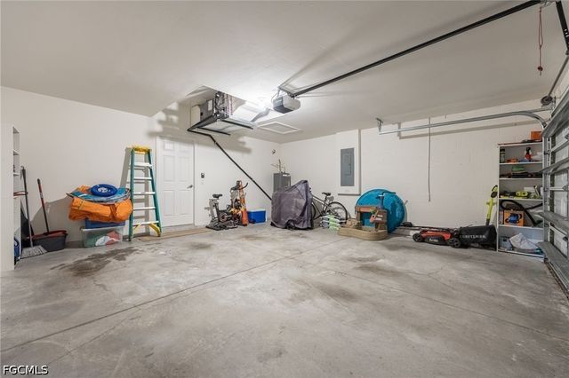 2007 NW 17th TER, Cape Coral, FL 33993
