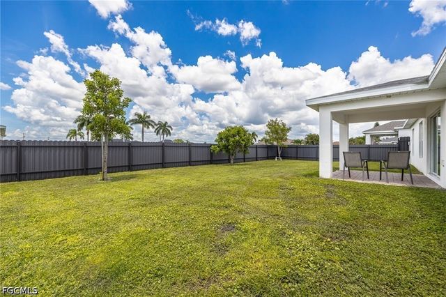 2007 NW 17th TER, Cape Coral, FL 33993