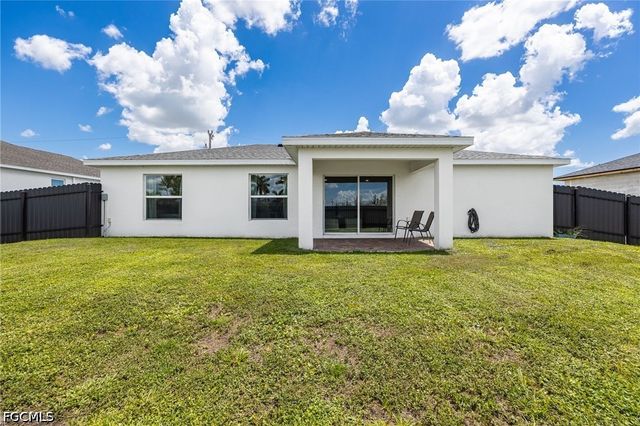 2007 NW 17th TER, Cape Coral, FL 33993