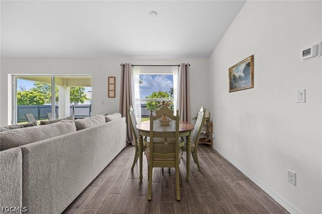 2007 NW 17th TER, Cape Coral, FL 33993