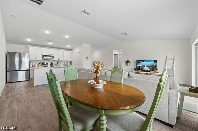 2007 NW 17th TER, Cape Coral, FL 33993