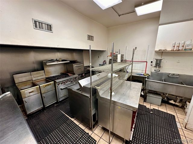 2265 Delaware Avenue, Buffalo, NY 14216