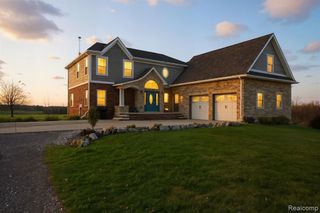 5035 Hidden Ridge, Hadley, MI 48455