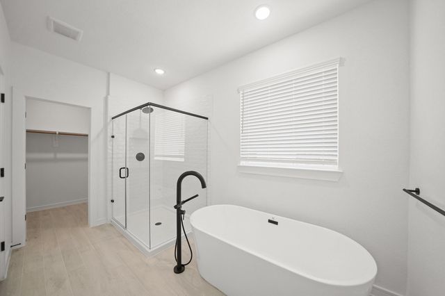 2826 Clapbread Lane, Rosenberg, TX 77471