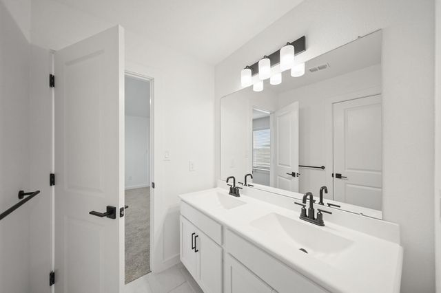 2826 Clapbread Lane, Rosenberg, TX 77471