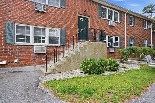 207 Samoset St B19, Plymouth, MA 02360