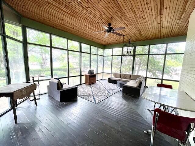 903 S Main Street, Carthage, MO 64836