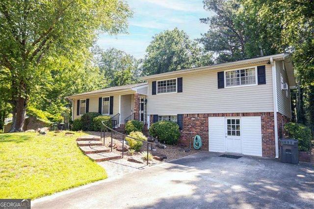 1050 Tanglewood Trail, Woodstock, GA 30189