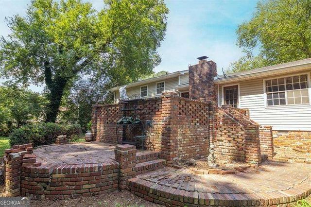 1050 Tanglewood Trail, Woodstock, GA 30189