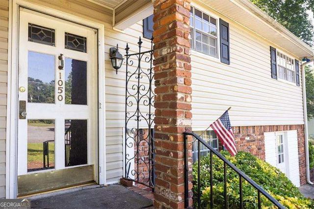 1050 Tanglewood Trail, Woodstock, GA 30189