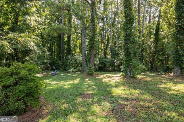 1050 Tanglewood Trail, Woodstock, GA 30189