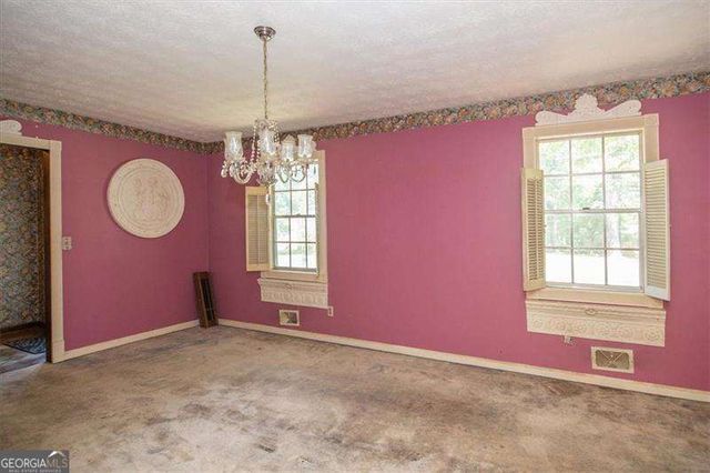 1050 Tanglewood Trail, Woodstock, GA 30189