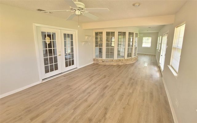 7519 Ravenswood Road, Granbury, TX 76049