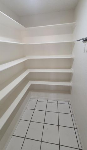 7519 Ravenswood Road, Granbury, TX 76049